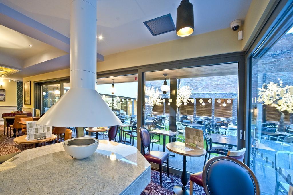The Red Lion Wetherspoon Doncaster Dış mekan fotoğraf